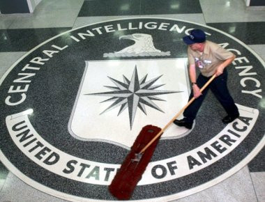 Αποκαλύψεις από πρώην διευθυντή της CIA: «Αυτές είναι οι 3 απειλές κατά της ασφάλειας των ΗΠΑ!»
